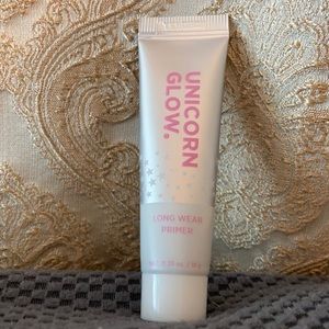 Unicorn Glow long wear primer, NEW